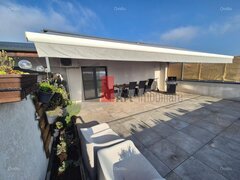 Drumul Taberei-Valea Doftanei Vindem apartament 3 camere +2 locuri parcare